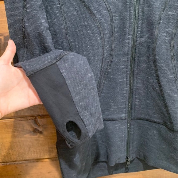 Lululemon Stride Jacket - Picture 3 of 7